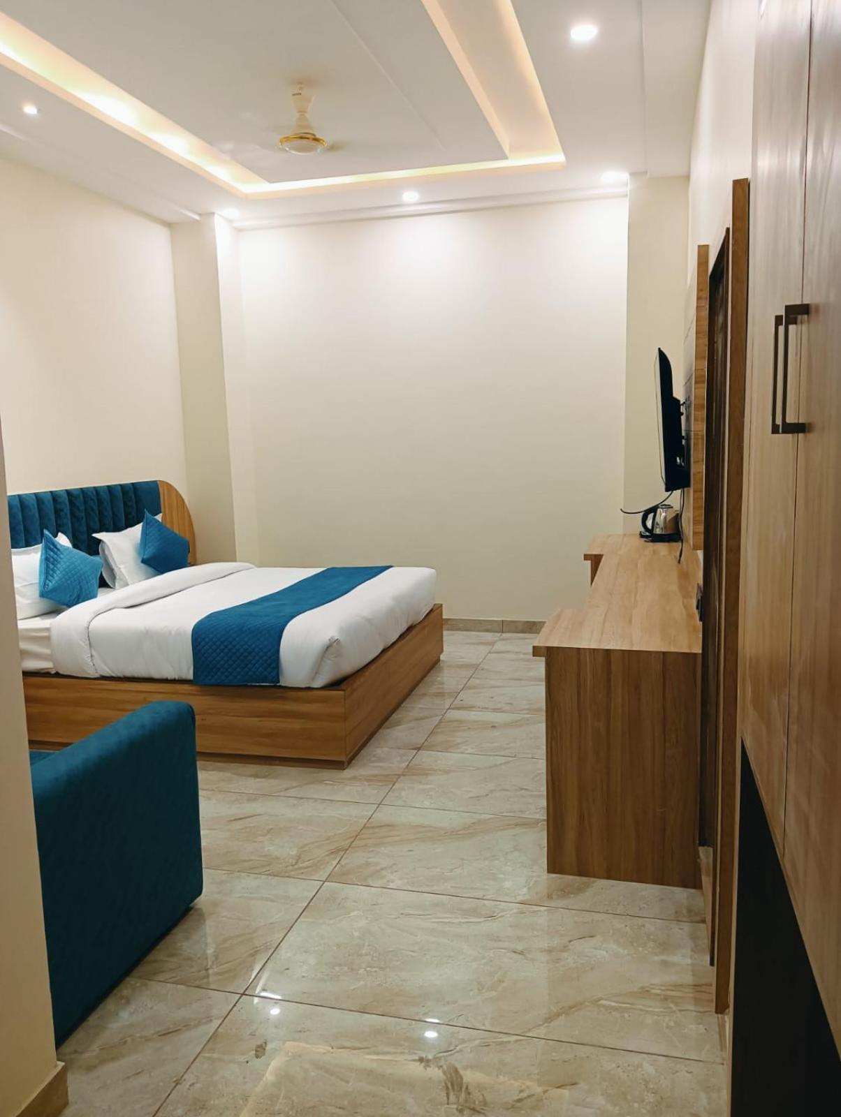 Glace Stay Inn Near Igi Airport Nueva Delhi Exterior foto